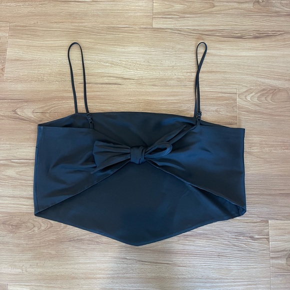 Aritzia black tank scarf tank - Picture 2 of 9